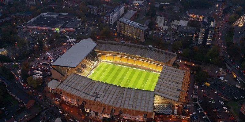 CLB Wolves: Lịch sử phát triển của đội bóng Bầy sói nước Anh 4 Sân vận động của Wolverhampton