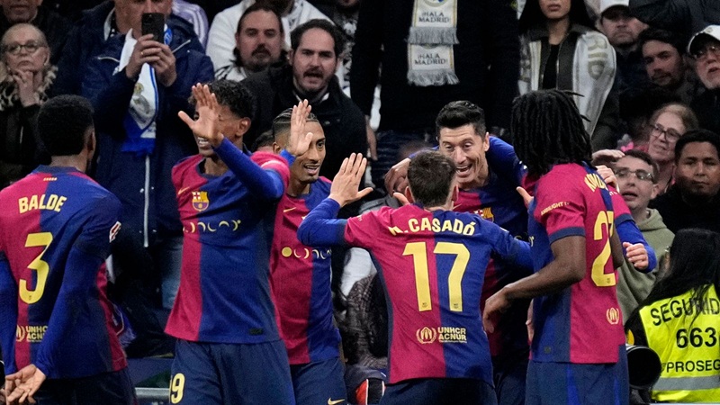 Soi kèo bóng đá Barcelona vs Real Madrid